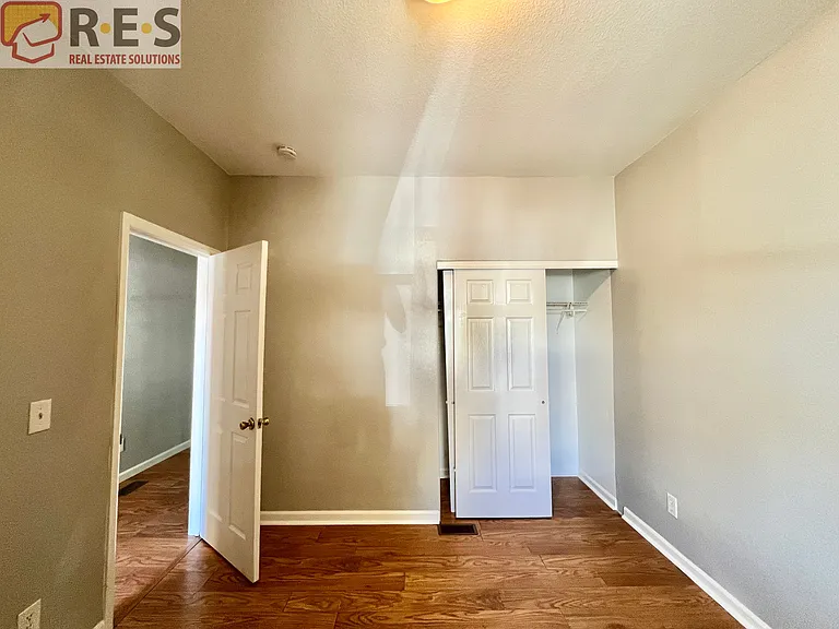 4420 Pennsylvania St — Photo 5