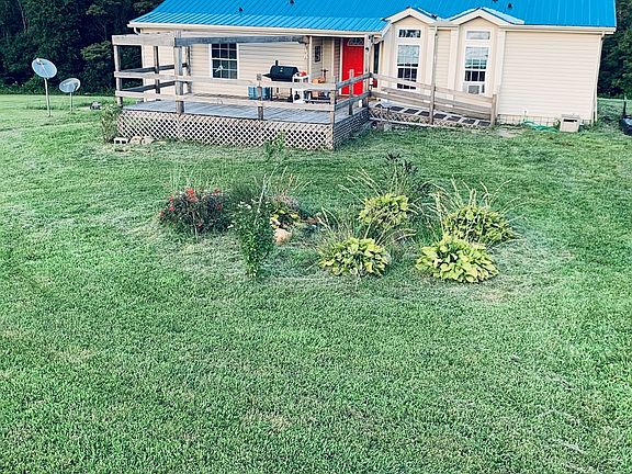 4th image of 302 Brandon Ln