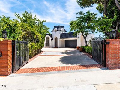 14622 Deervale Pl, Sherman Oaks, CA, 91403