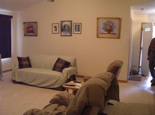 9408 Spring St, Highland, IN 46322