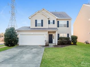 11303 Breezehill Ln, Charlotte, NC 28262