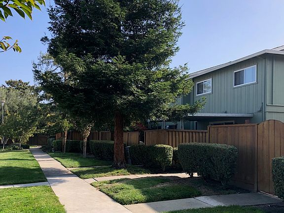 3rd image of 1522 Canna Ct
