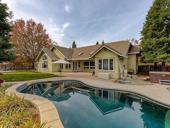 5th image of 9311 Wagonette Ct