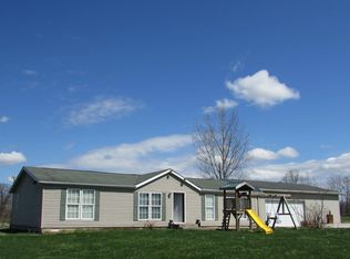 2746 S Robinson Rd, Bloomfield, IN 47424