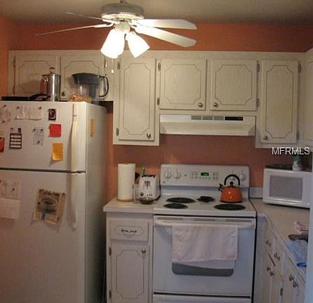 3rd image of 2202 Clubhouse Dr Unit 186