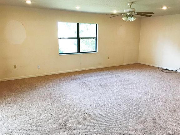 5th image of 665 Altura Dr