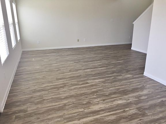 3rd image of 19427 Plantation Maple Dr