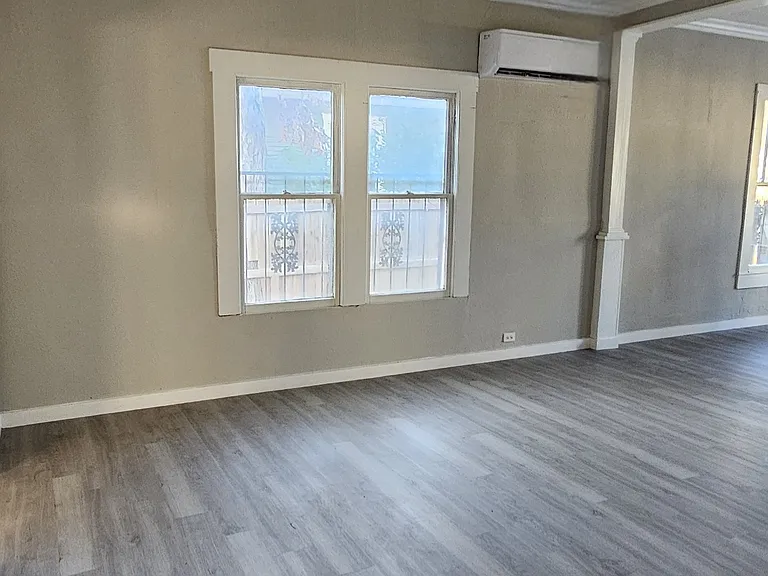 120 Chicago Blvd — Photo 5