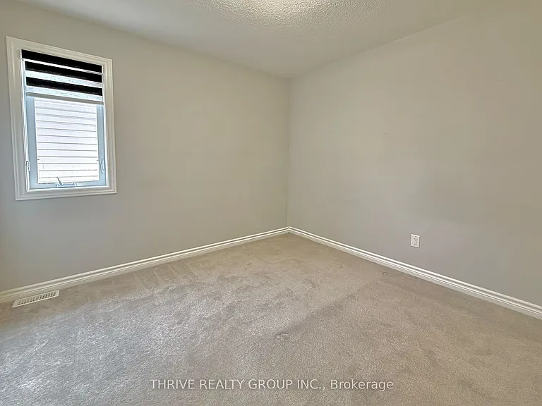 1340 John Kenney Dr — Photo 27