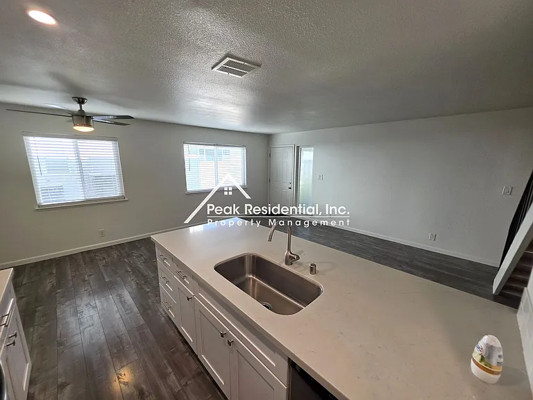 4431 Palm Ave #3 — Photo 9
