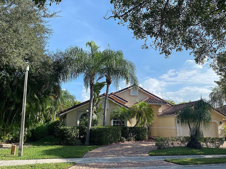 2nd image of 9697 N Springs Way