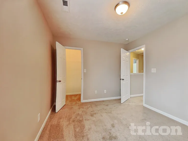 496 Crutchfield Dr — Photo 11