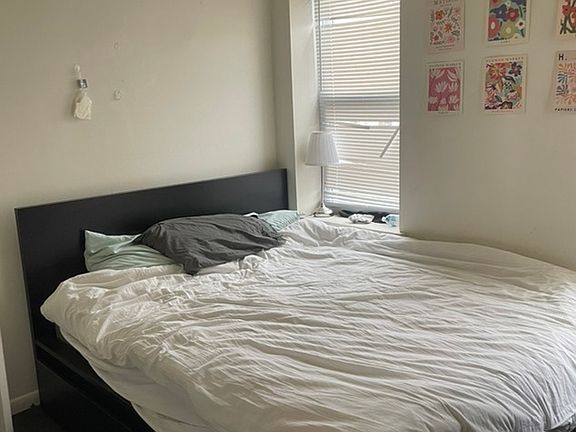 3rd image of 4522 Baker St #10854723