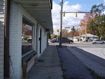 2nd image of 8201 Kennedy Ave