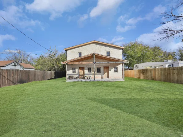 122 Brink, Center Point, TX 78010