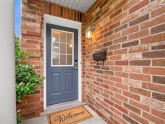 3rd image of 320 Ambleside Dr #87