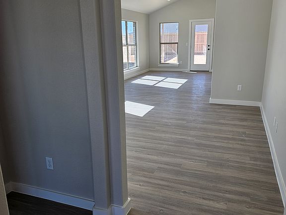 4th image of 5817 Coushatta Dr