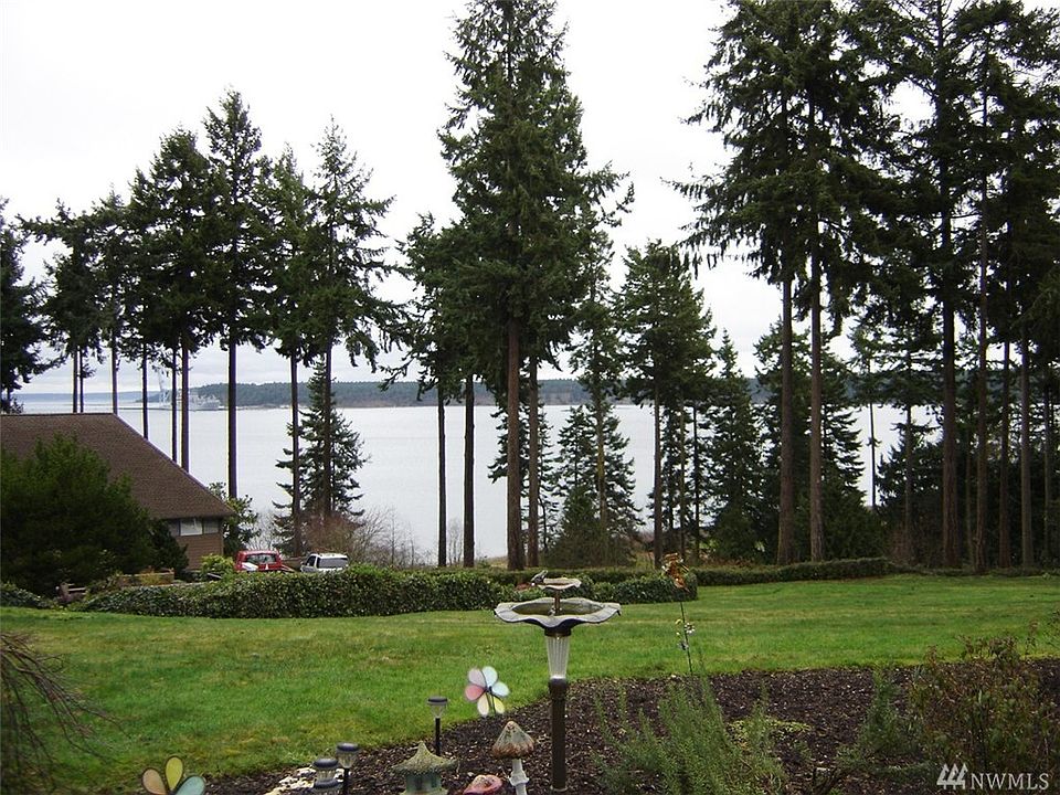 1st image of 10 Harborview Dr #1041