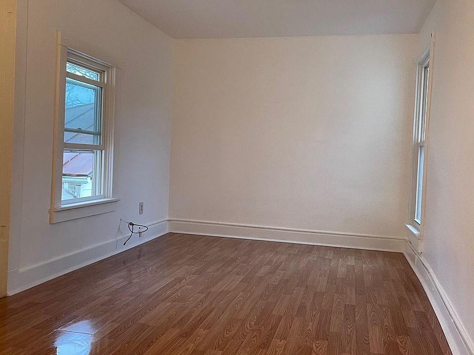 Bedroom 1 - Unit 810