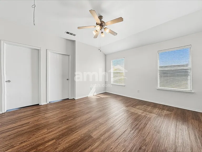 4000 Hidden Meadow Ct — Photo 9