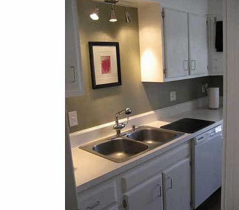 3rd image of 5005 Lawndale Dr APT D