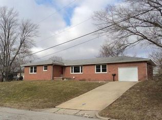 14 Dellwood Dr, Decatur, IL 62521