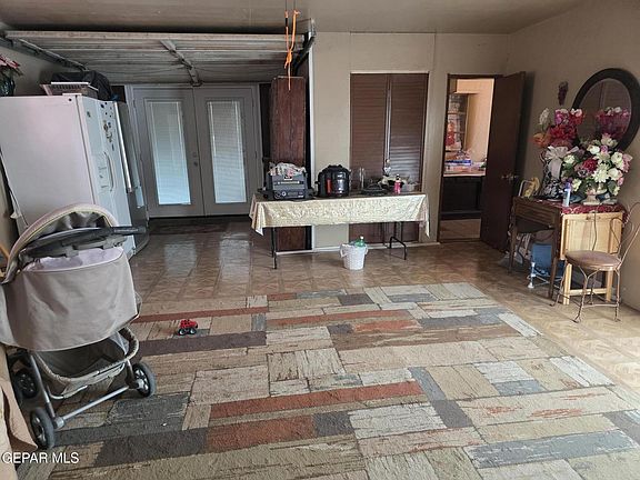 5th image of 8827 Sunland Rd