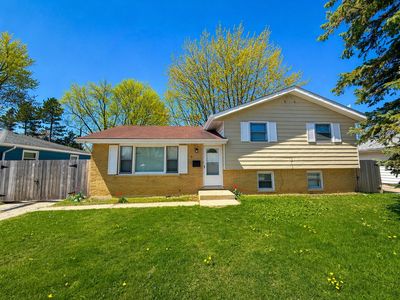 (Undisclosed Address), Waukegan, IL, 60087
