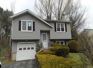 189 Moore Dr, Torrington, CT 06790