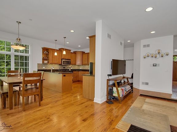 5th image of 1183 Caroline Ct