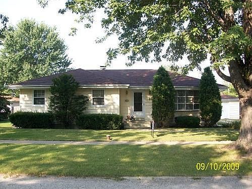 1st image of 823 Baskin Dr