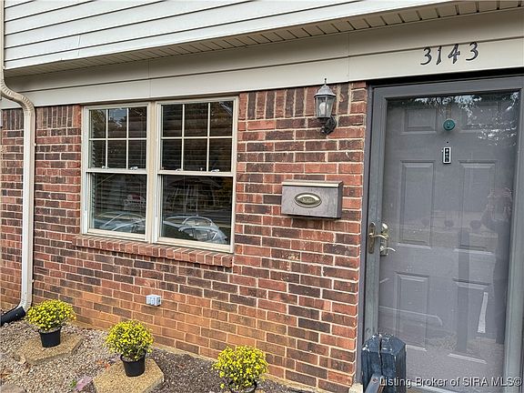 2nd image of 3143 Wooded Way