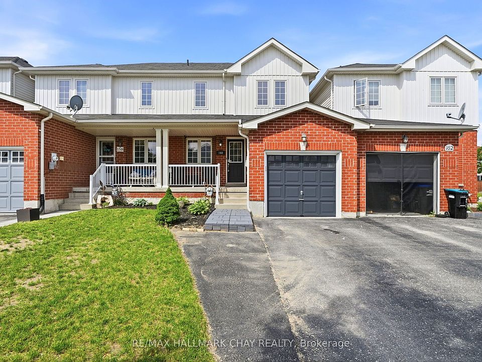 1st image of 160 Stonemount Cres