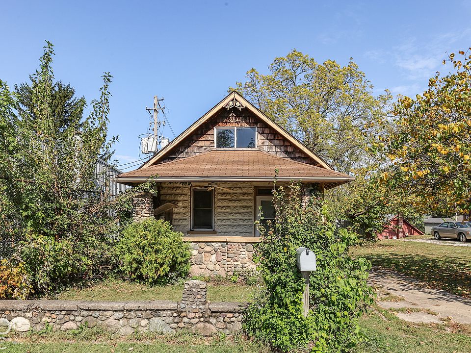 1st image of 256 W Gimber St