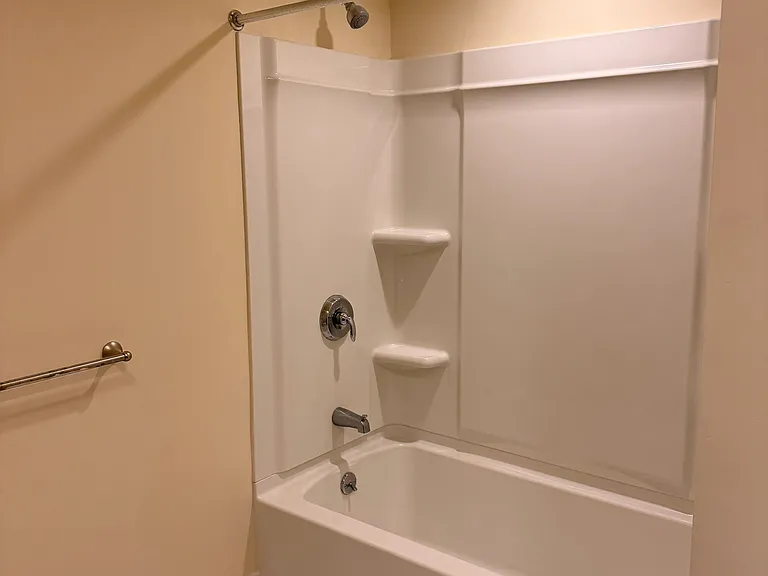 90 Ludlow St #2 — Photo 36