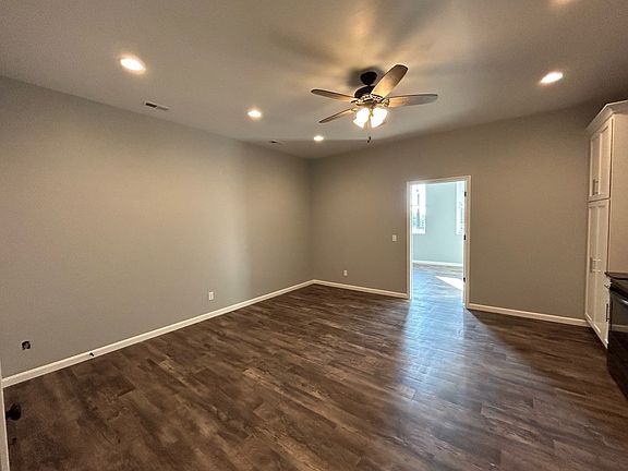 3rd image of 108 N Main St #203
