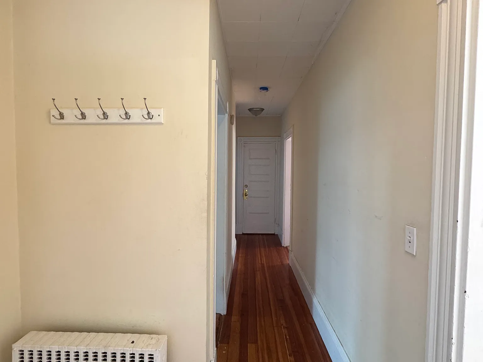 3 bed, $3,600 — Photo 3