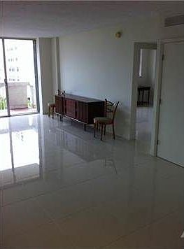 3rd image of 800 West Ave APT 626