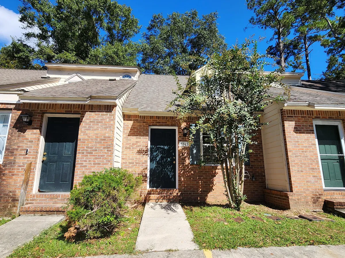 Building Photo - 2263 Parrot Ln