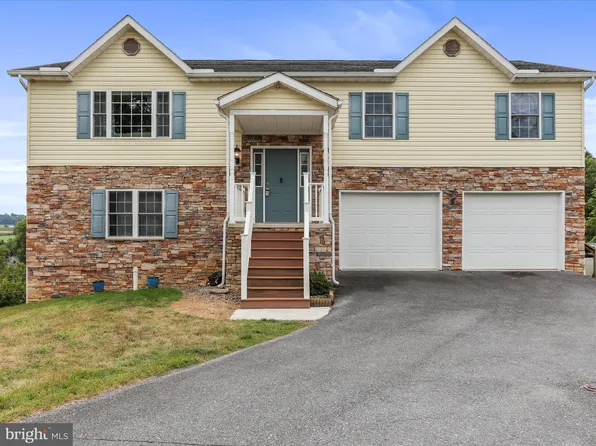 1362 Hillendale Rd, Chambersburg, PA 17202