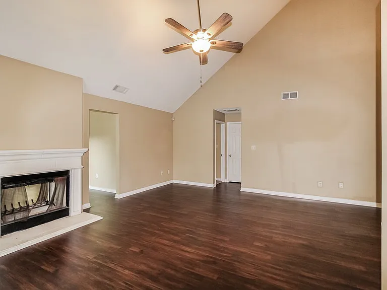 6581 Lake Mill Trce — Photo 5