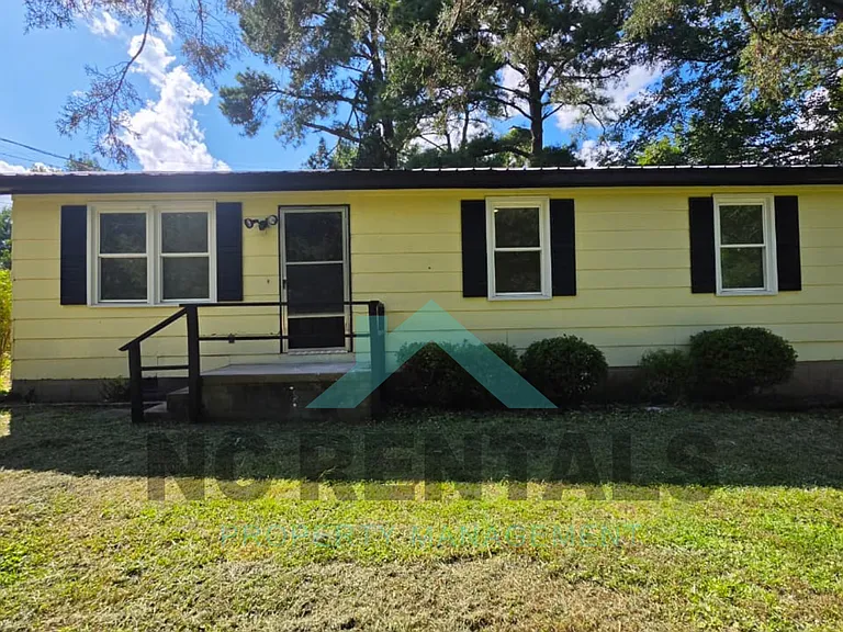 717 Gun Club Rd — Photo 1