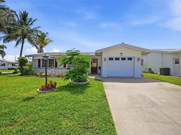 1702 SW 22nd St, Boynton Beach, FL 33426