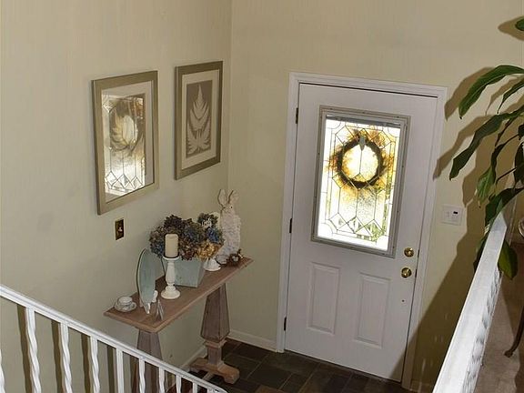 3rd image of 11 Lisbon Ave