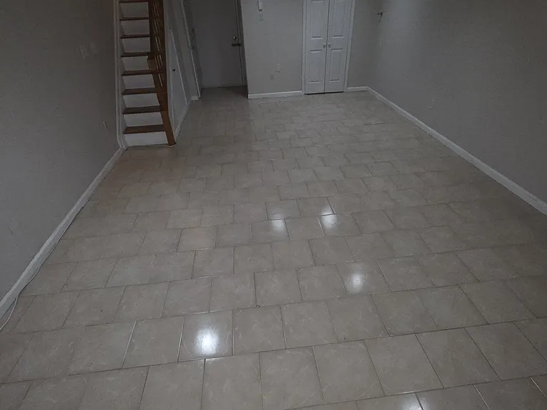 181 Erie Street — Photo 10