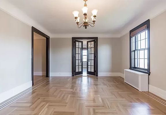 3rd image of 3316 81st St APT 61