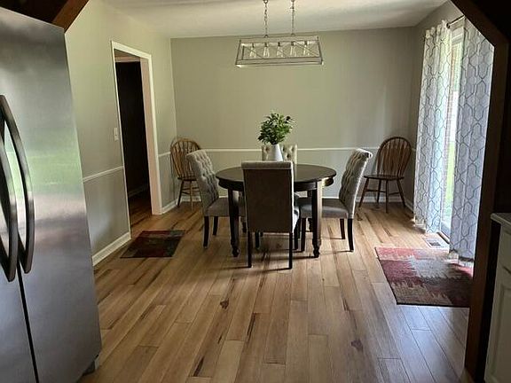 4th image of 307 Heritage Dr