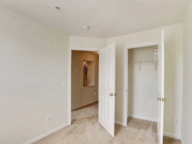 2987 Huntington Grove Sq — Photo 20