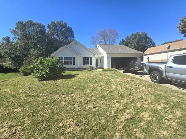 604 Summerwalk Rd, Greensboro, NC 27455