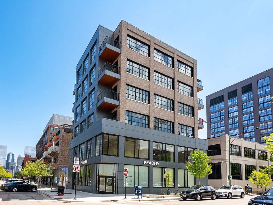 1st image of 1123 W Randolph St #502